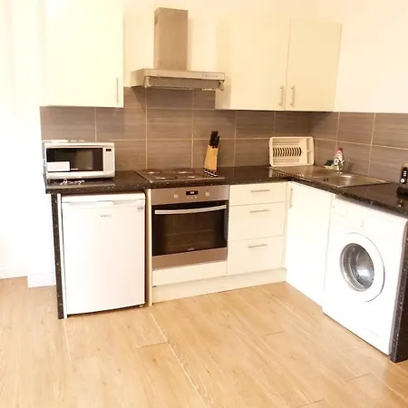 Ss Property Hub - Family Apartment In Kensington
